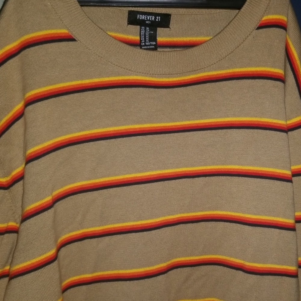 Soft cotton Mens Forever 21 pullover.